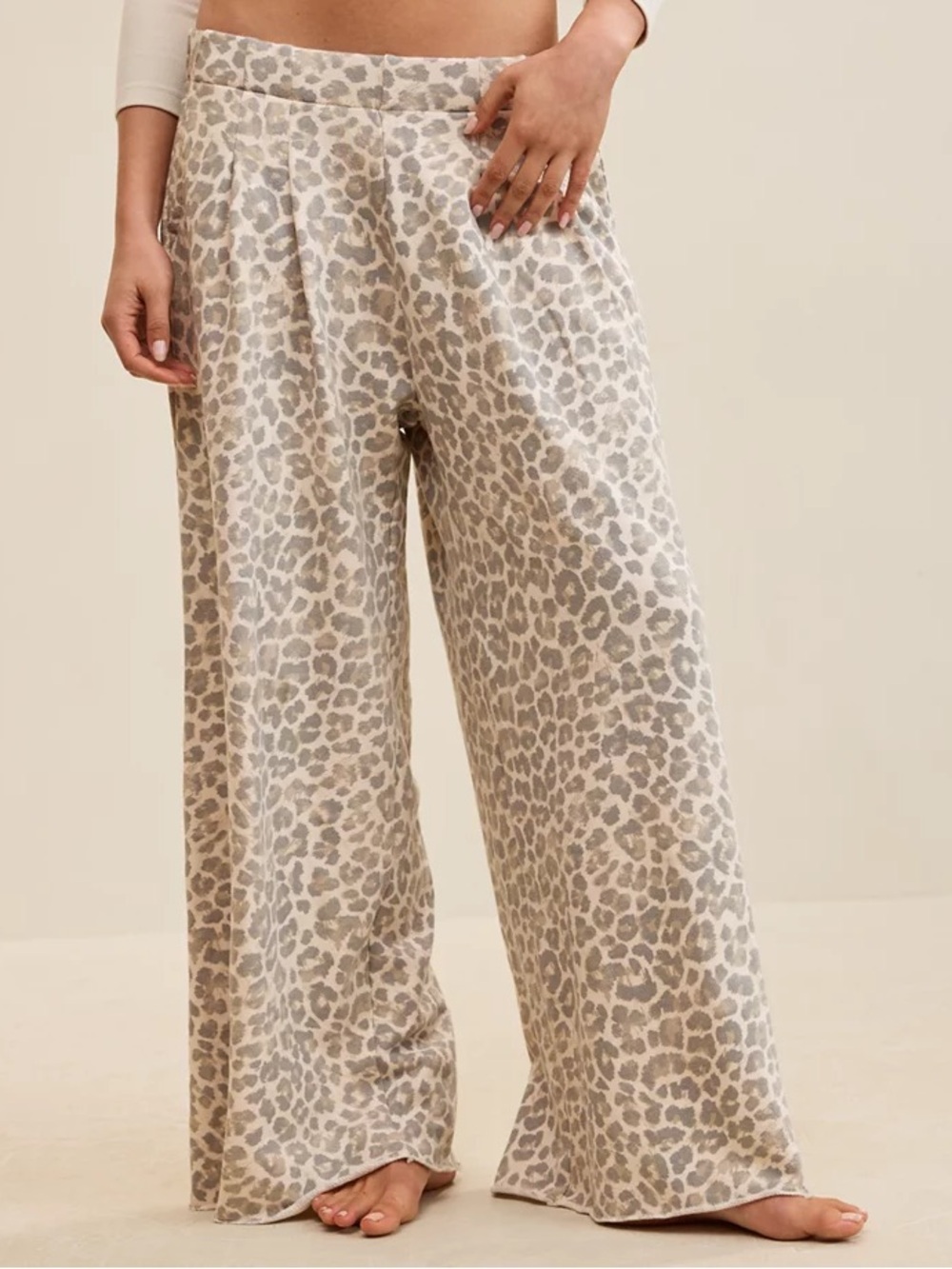 Aerie Street Trouser Leopard Print Size Xl regular Pants - Picture 3 of 8